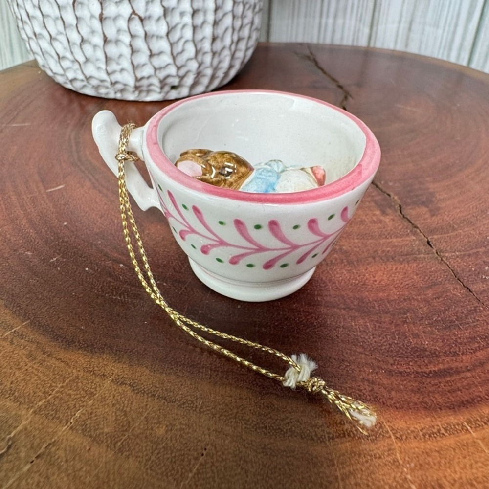 Vtg 1990 Schmid Beatrix Potter Peter Rabbit Teacup Ornament Ceramic Pink White - Picture 5 of 6